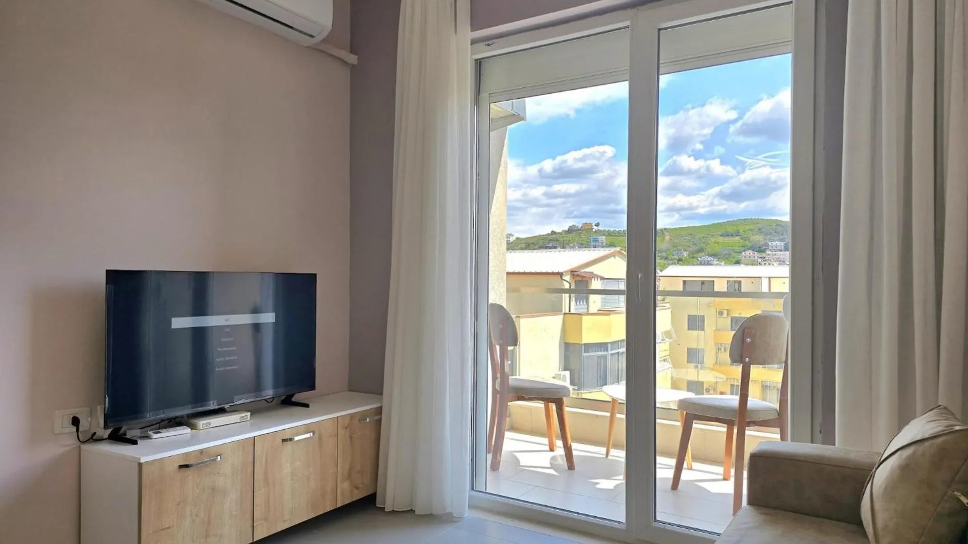 Coastal Getaway In Golem, Durres公寓 公寓